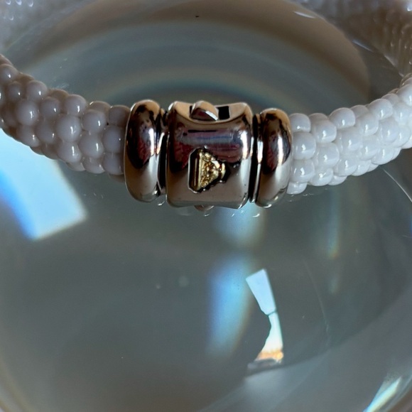 LAGOS WHITE CAVIAR Ceramic Beaded Bracelet | 9mm - Picture 11 of 13